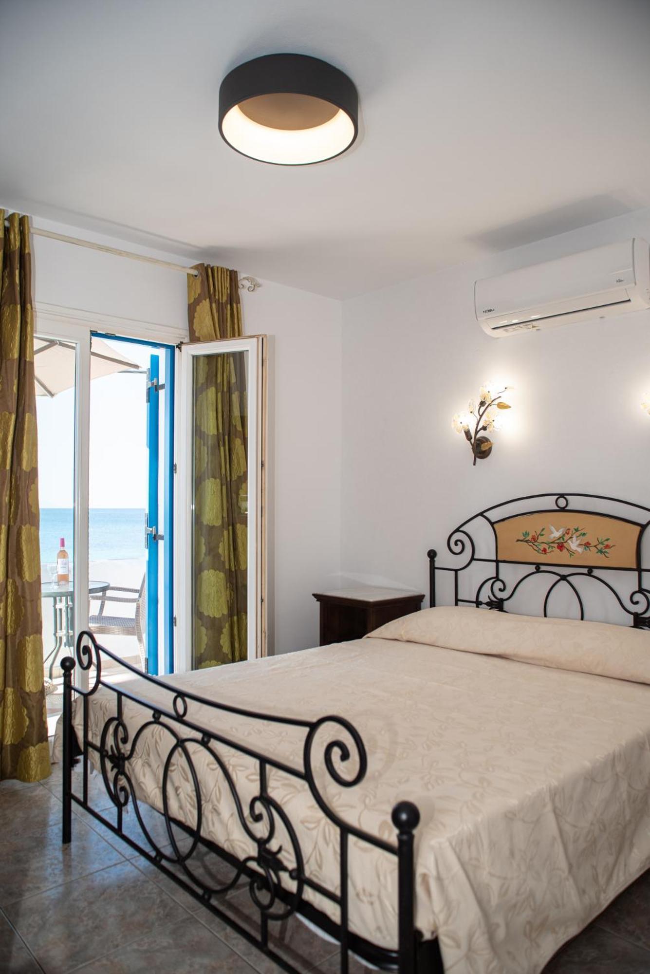 Aparthotel Deep Blue Agios Prokopios  Esterno foto